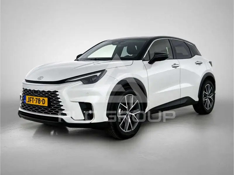 2025 Lexus LBX