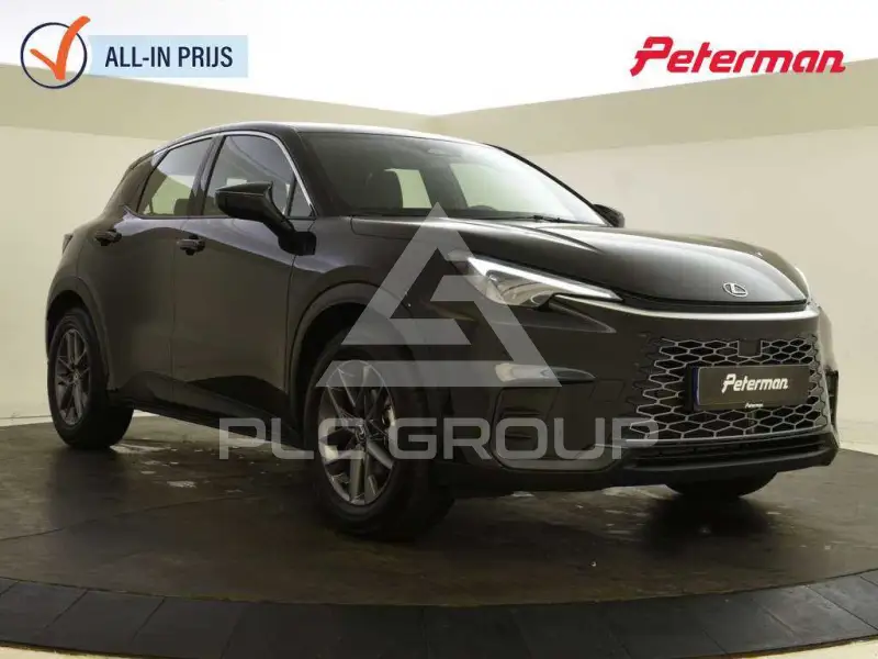 2025 Lexus LBX