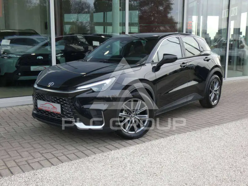 2025 Lexus LBX