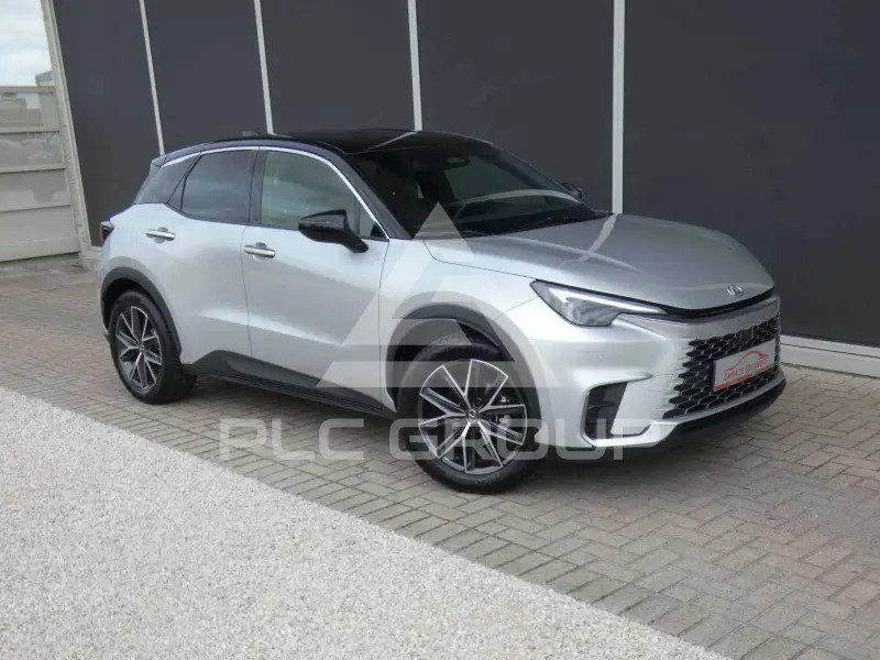 2025 Lexus LBX