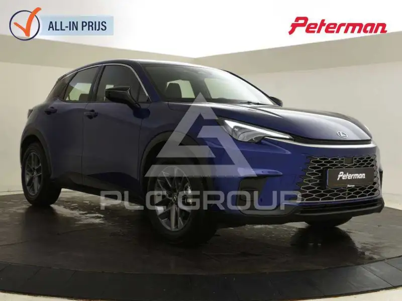2025 Lexus LBX