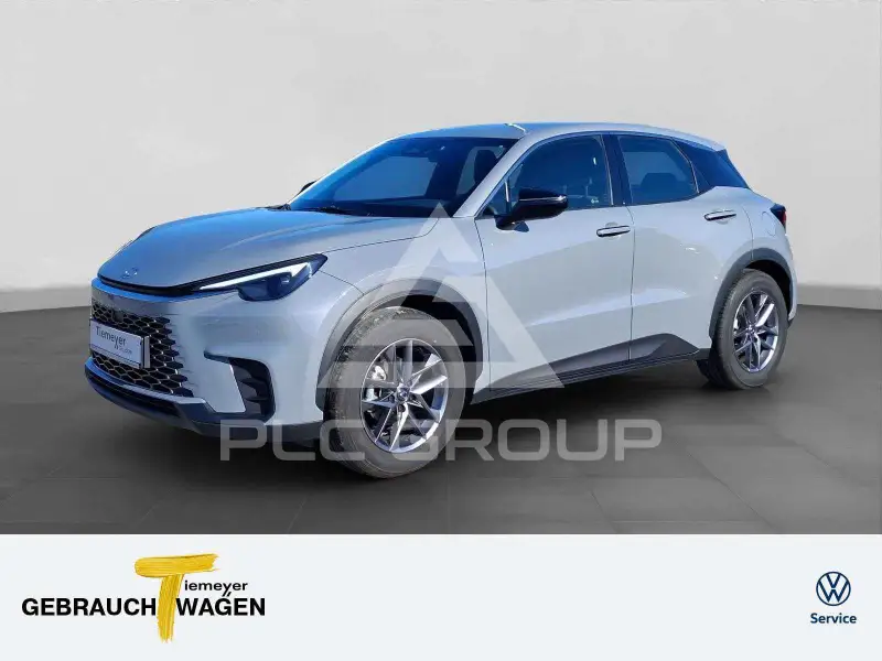 2025 Lexus LBX