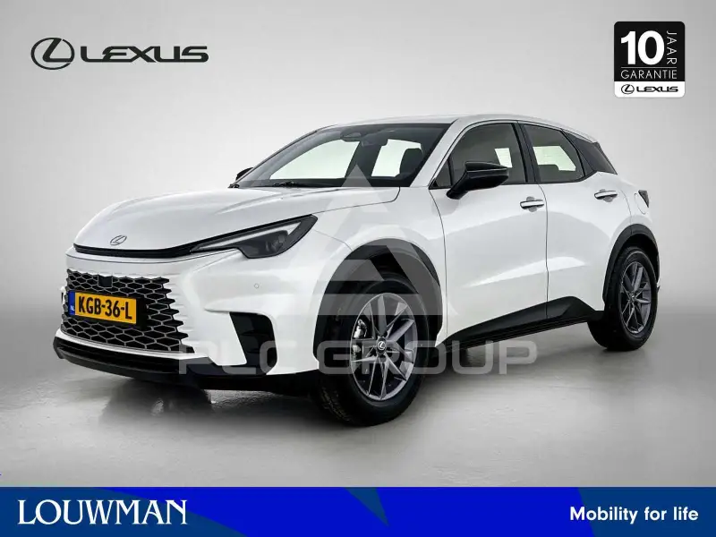 2025 Lexus LBX