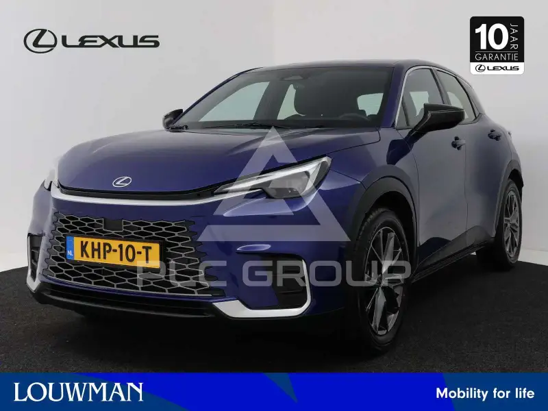 2025 Lexus LBX