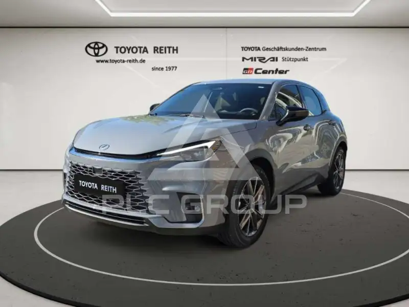 2025 Lexus LBX