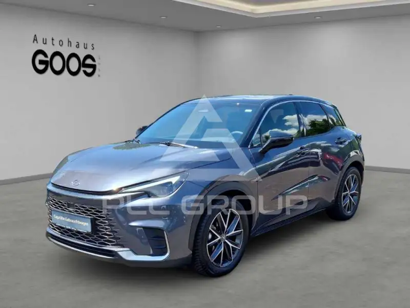2025 Lexus LBX