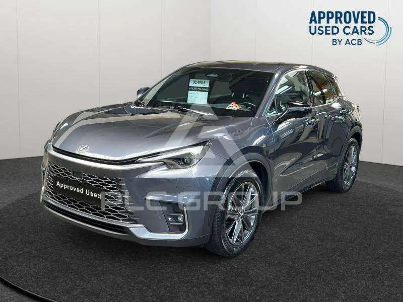 2025 Lexus LBX