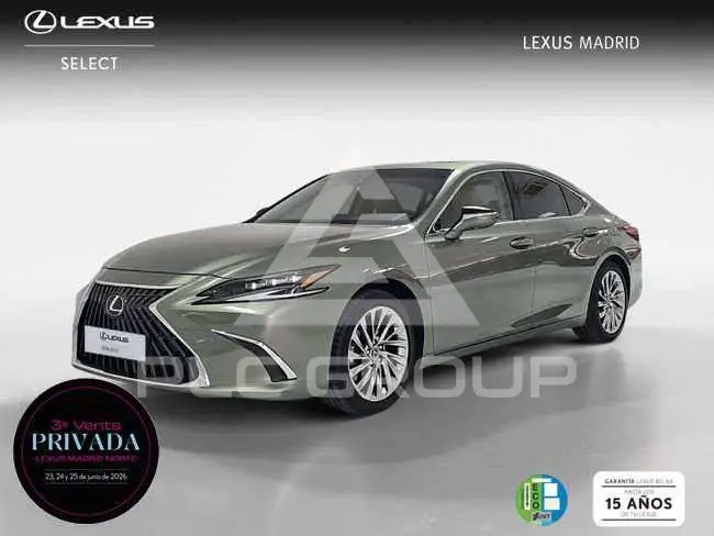 2025 Lexus ES300