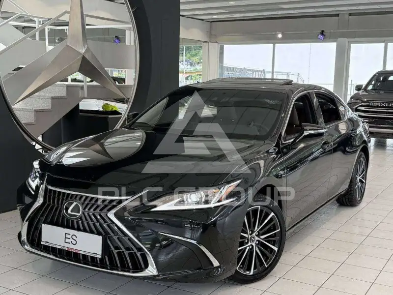 2025 Lexus ES300