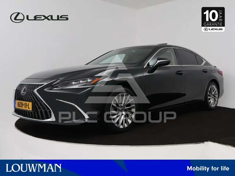 2025 Lexus ES300