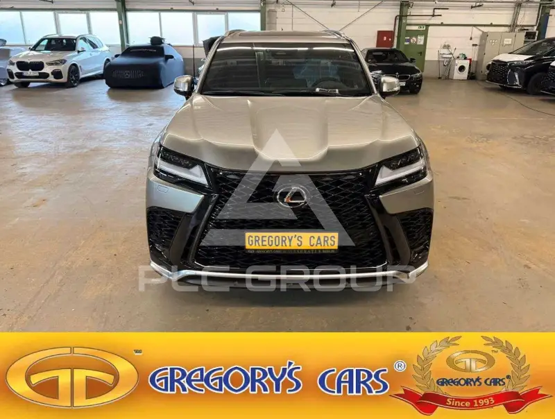 2025 Lexus LX600
