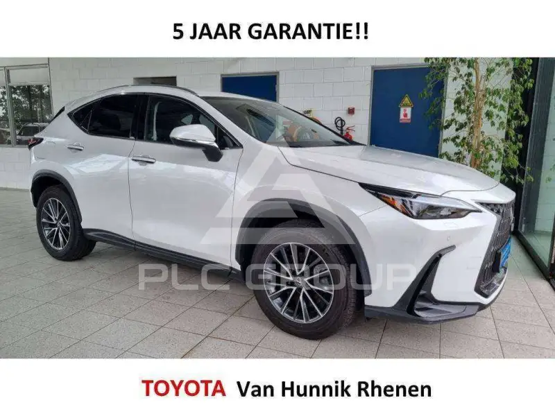 2025 Lexus NX450
