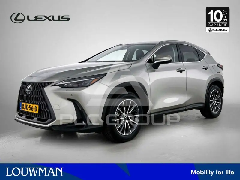 2025 Lexus NX450