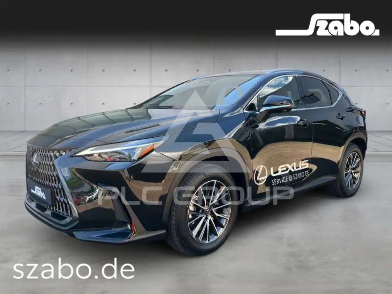 2025 Lexus NX450