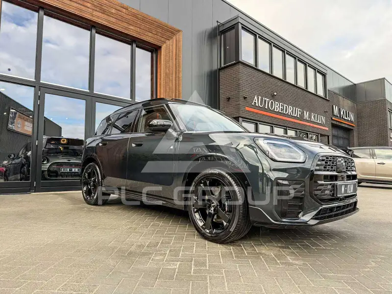 2025 Mini Countryman