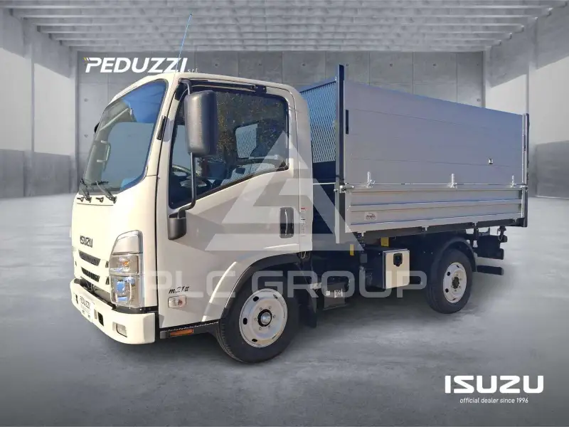 2025 Isuzu 