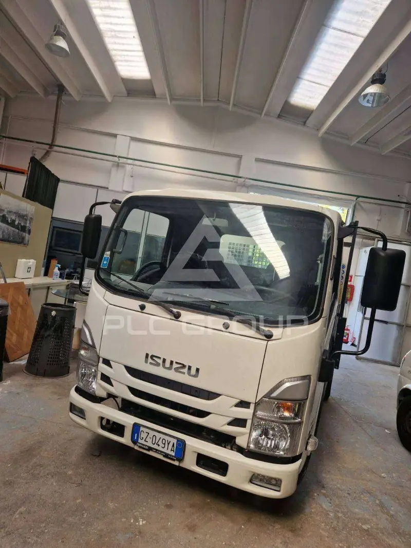 2025 Isuzu Elf / N-Series