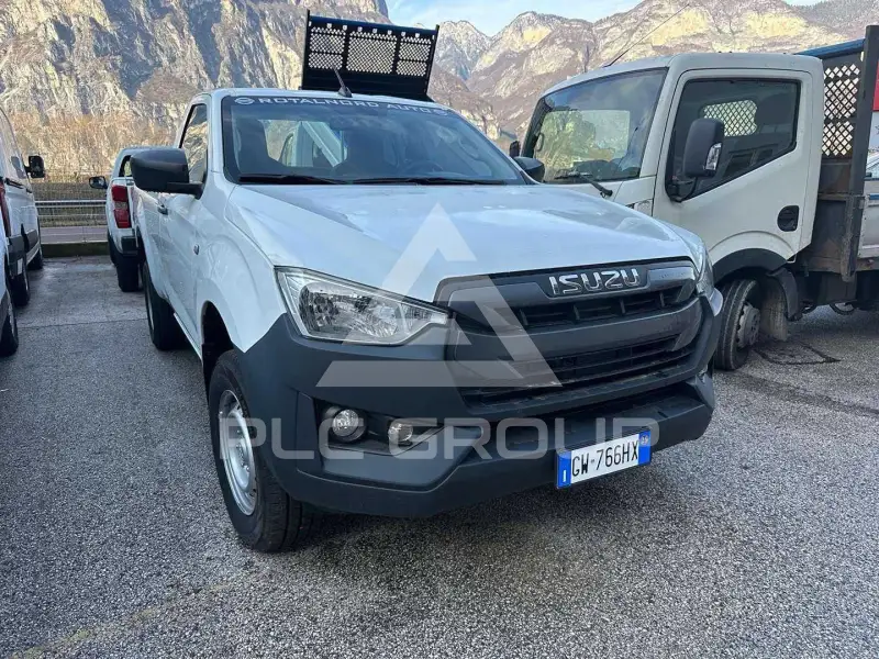 2025 Isuzu D-Max