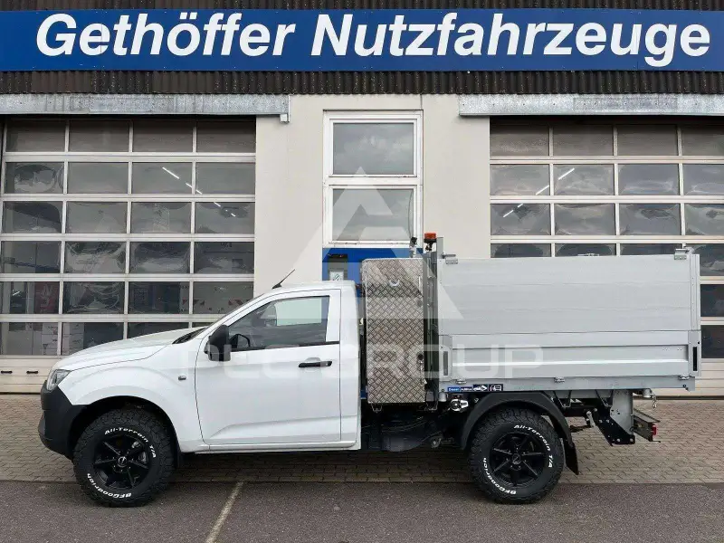 2025 Isuzu D-Max