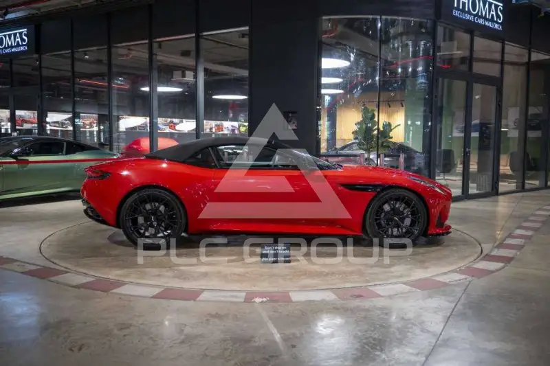 2025 Aston Martin DB12