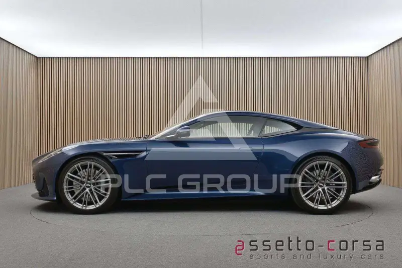 2025 Aston Martin DB12