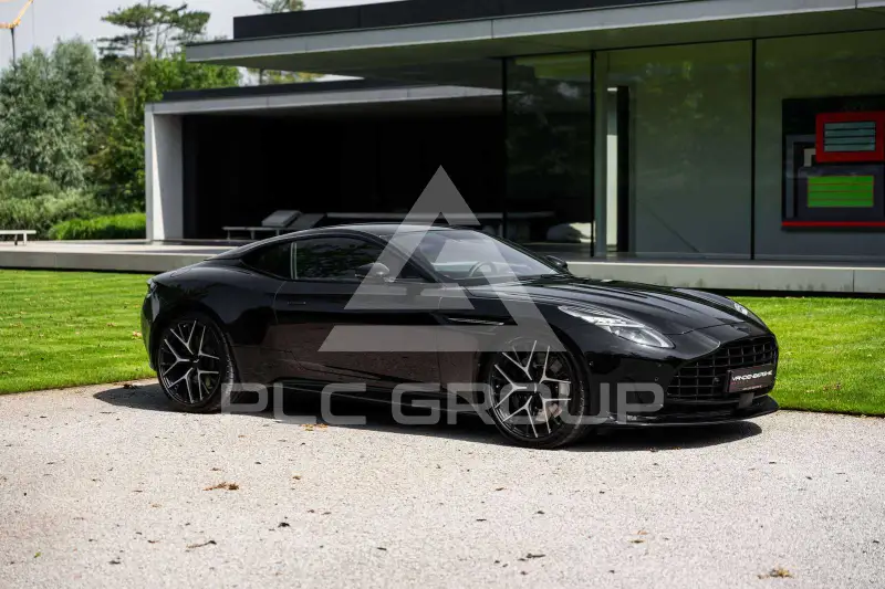 2025 Aston Martin DB12