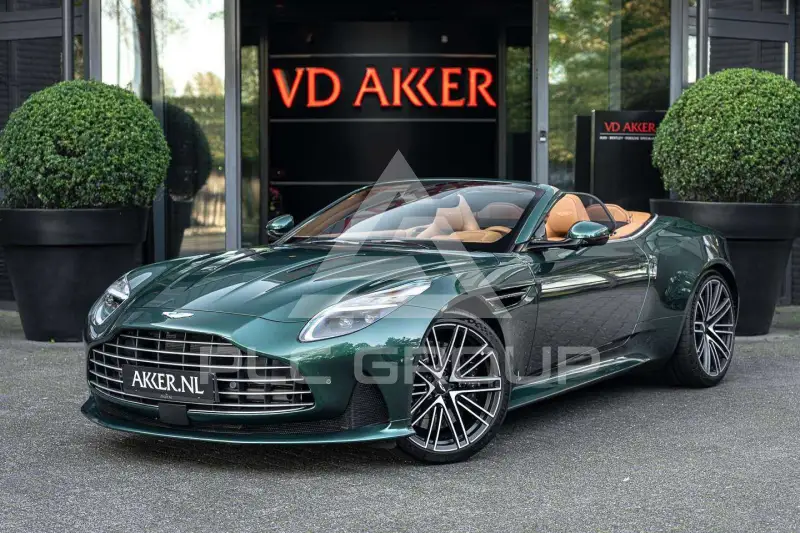 2025 Aston Martin DB12