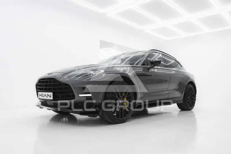 2025 Aston Martin DBX