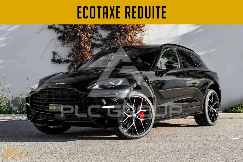 2025 Aston Martin DBX