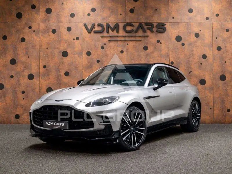 2025 Aston Martin DBX
