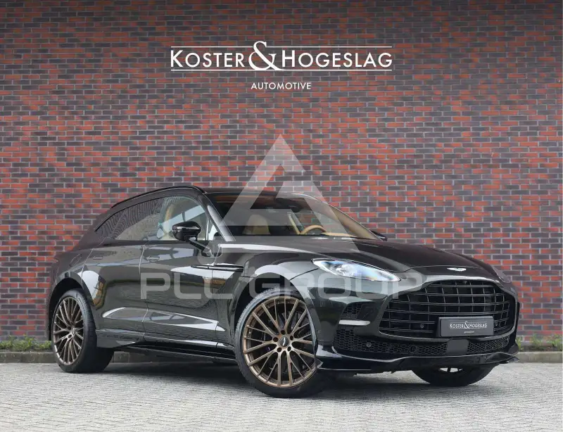 2025 Aston Martin DBX