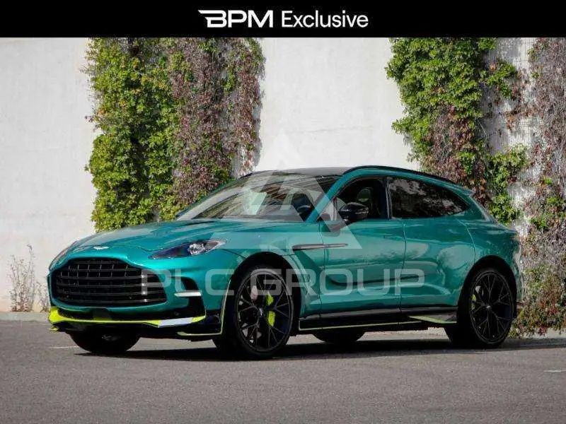 2025 Aston Martin DBX