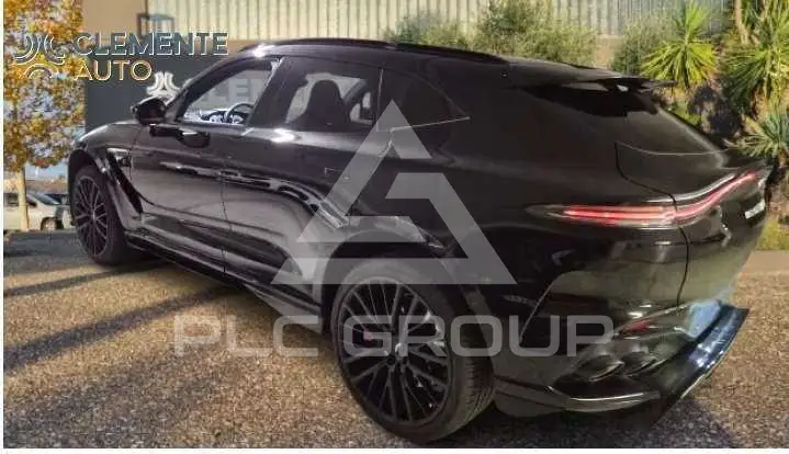 2025 Aston Martin DBX
