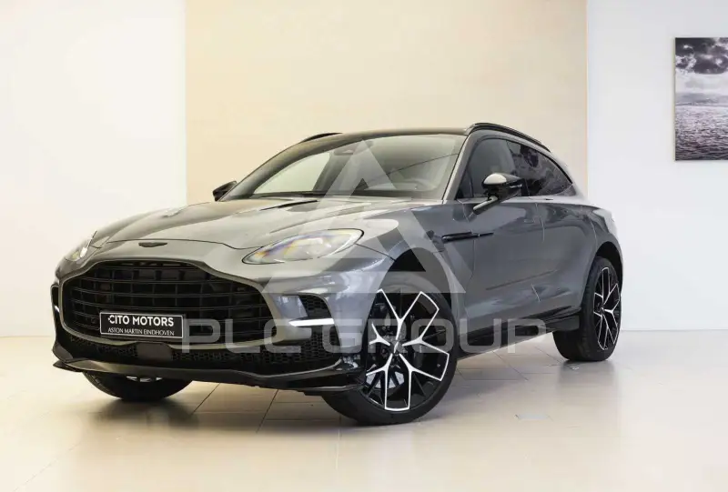 2025 Aston Martin DBX