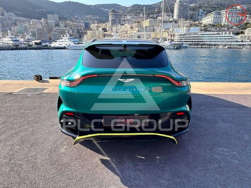 2025 Aston Martin DBX