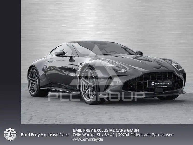 2025 Aston Martin V8
