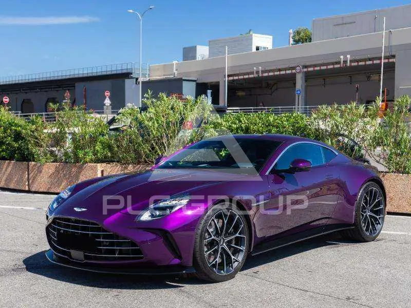 2025 Aston Martin Vantage
