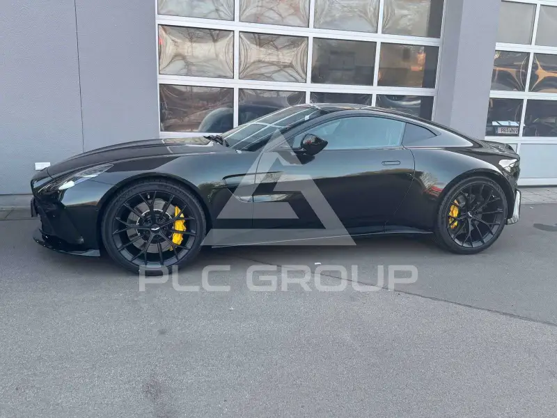 2025 Aston Martin Vantage