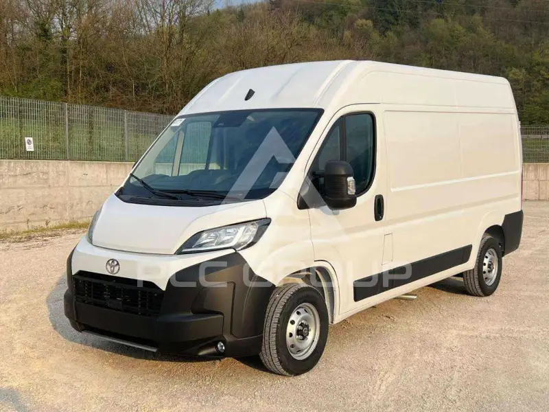 2025 Toyota PROACE CITY
