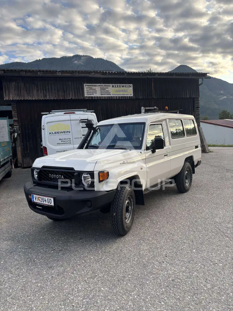 2025 Toyota LAND CRUISER