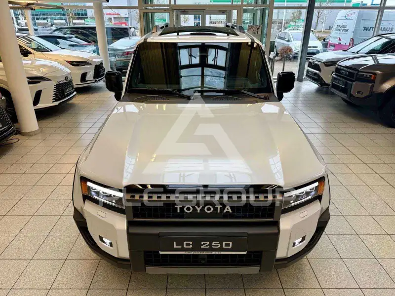 2026 Toyota LAND CRUISER