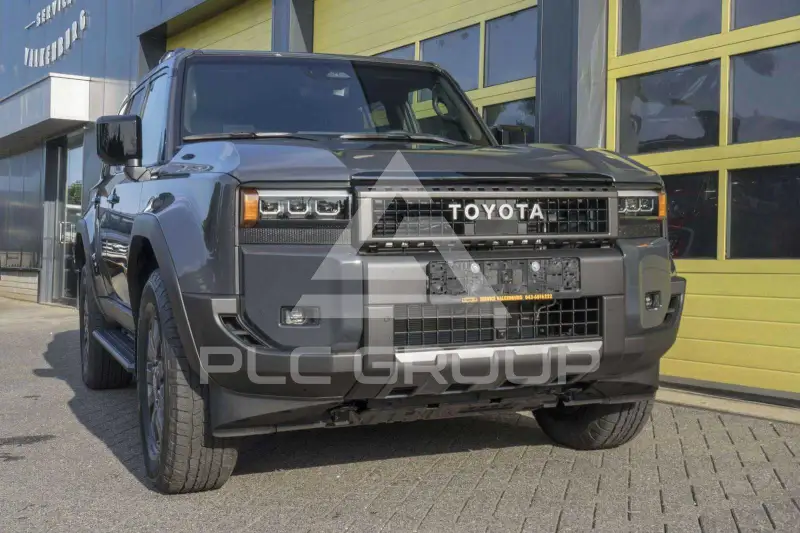 2025 Toyota LAND CRUISER