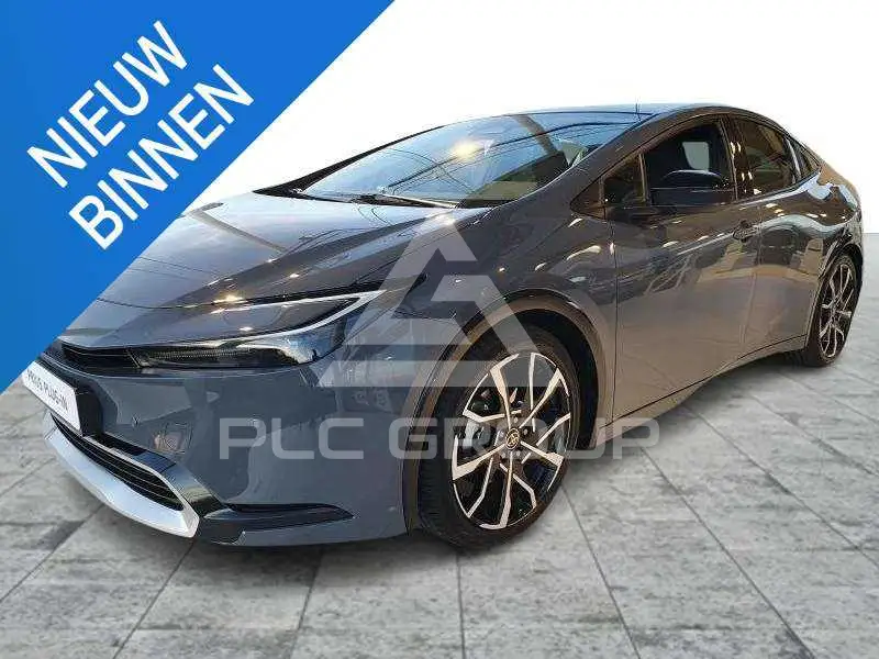 2025 Toyota PRIUS