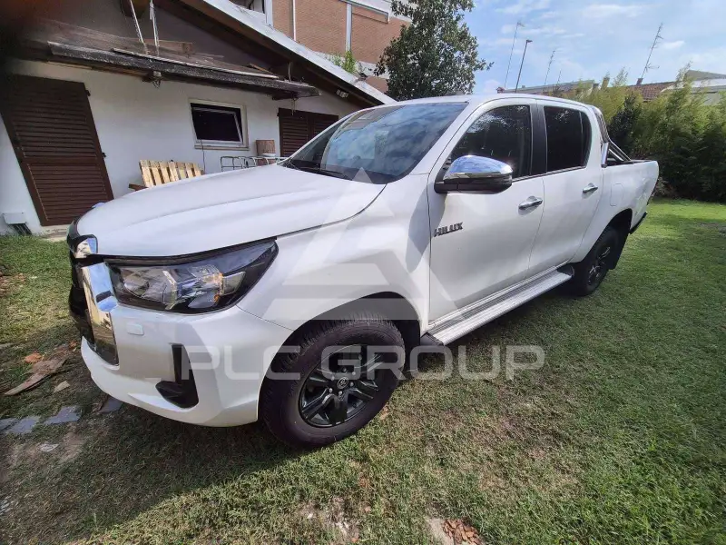 2025 Toyota Hilux