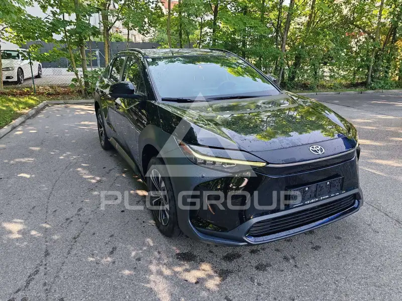 2025 Toyota bZ4X