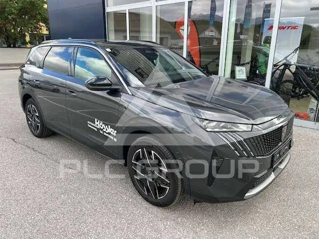 2025 Peugeot 5008