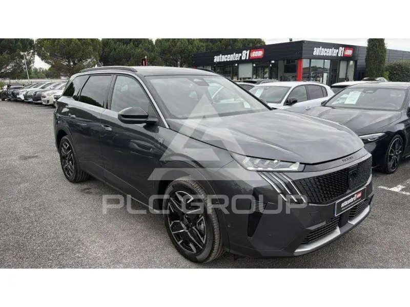 2025 Peugeot 5008