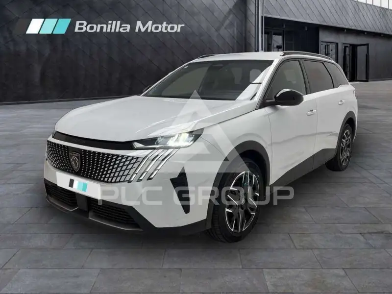 2025 Peugeot 5008