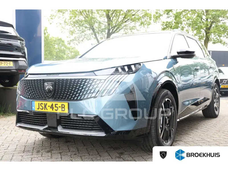 2025 Peugeot 5008