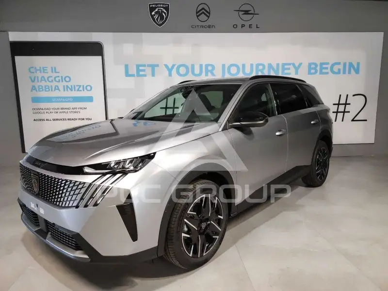 2025 Peugeot 5008